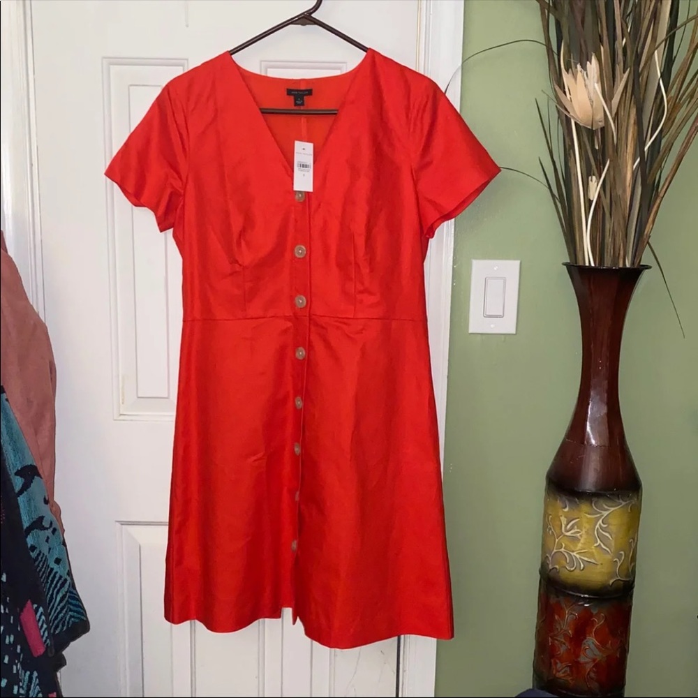 Ann Taylor red button dress